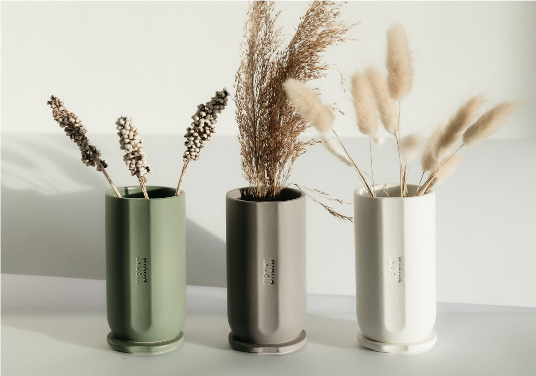 2-Uroni-world-brand-design.jpg 2-Uroni-world-brand-design.jpg