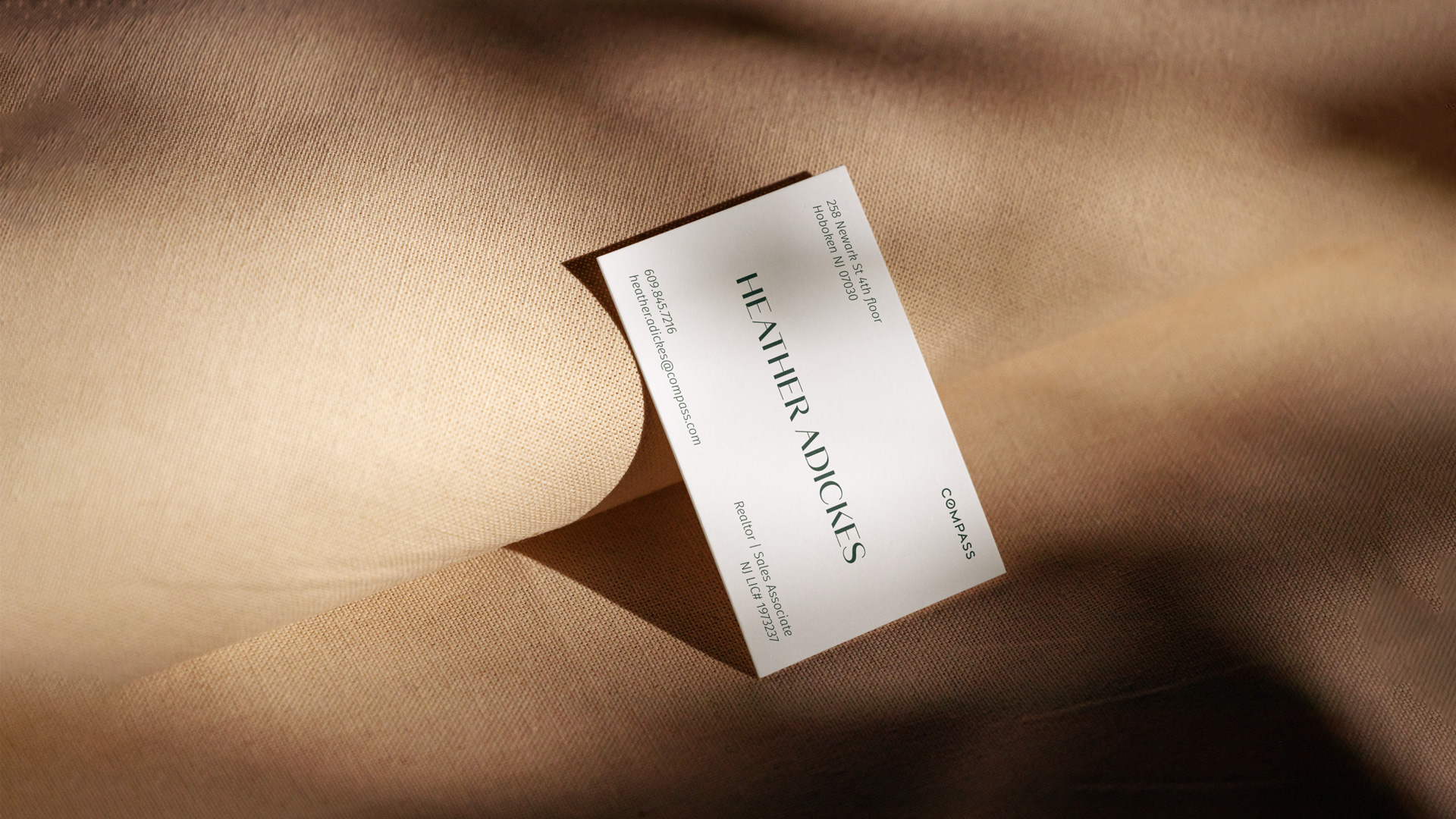 8-heatheradickes-world-brand-design.jpg 8-heatheradickes-world-brand-design.jpg